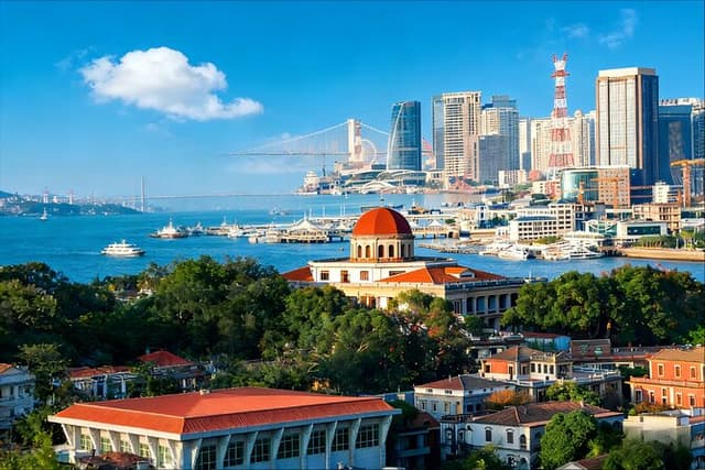 4h-8h Private Layover Adventures: Xiamen’s Urban & Island Gems