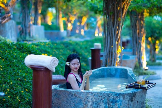 Relax and Explore Nha Trang Island Snorkeling and Mud Bath Tour