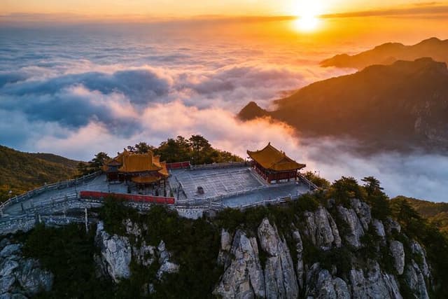 Mount Tai Private Day Tour from Jinan with Lunch and Cable Car Ride
