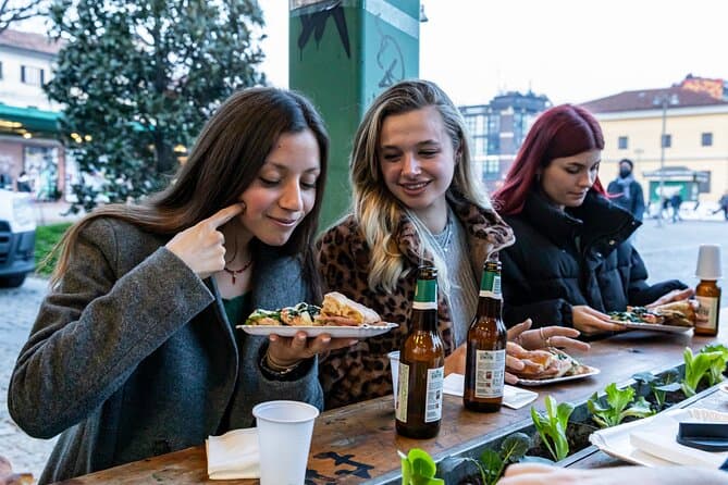 Authentic Navigli District Walking Tour & Milan Experience