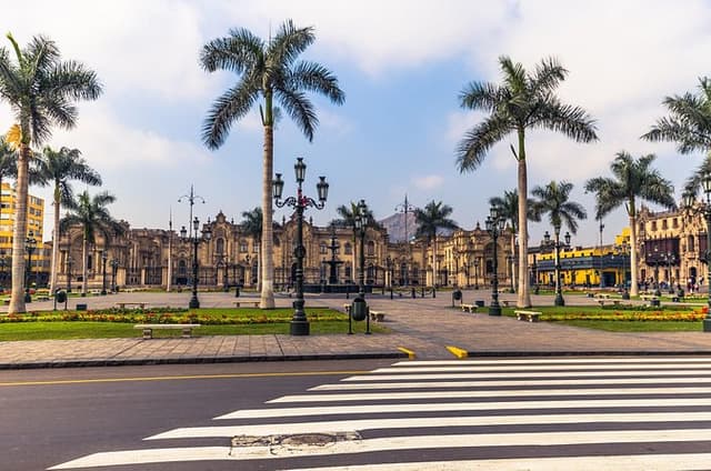 Lima by Night & Fountains – Private Shore Tour Cruise Port