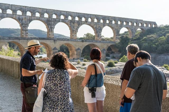 Roman Sites and Historical Places Day Trip from Avignon