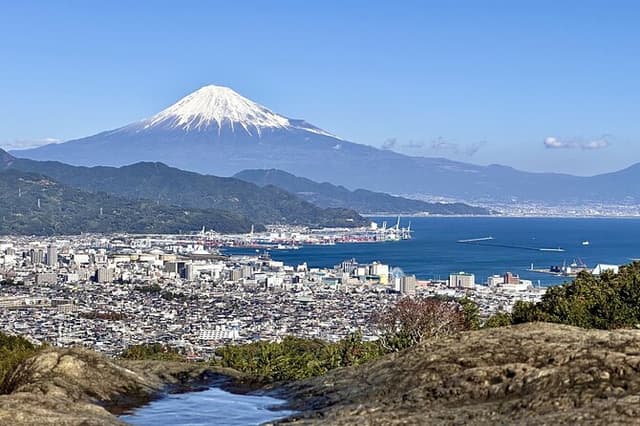 Shimizu Customizable Tour with National Licensed Guide by Car