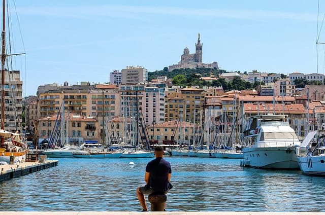 Private Day Tour - Marseille Urban City, History, Coast & Culture