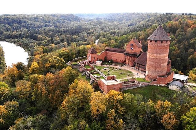 Private Full Day Trip from Riga to Cesis Sigulda Turaida Castles