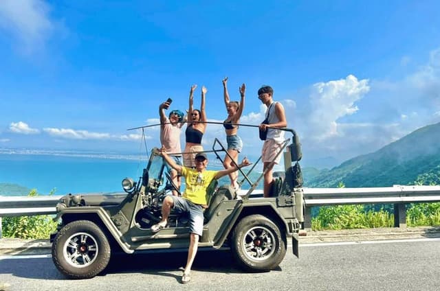 Private Jeep Tour between Hue and Hoi An/Da Nang Via Hai Van Pass