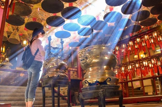 Private Hong Kong Tour with a Local, Highlights & Hidden Gems 100% Personalised