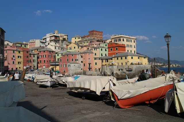 Genoa Shore Excursion: Old Town & Boccadasse Fishing Village