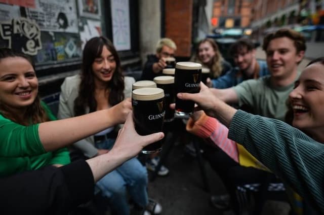 Guinness History Tour: From Dublin to New York