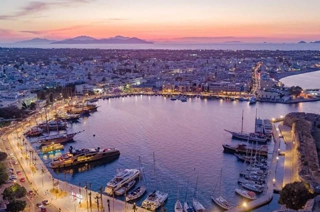 Kos Old Town Walking Tour with Local Guide