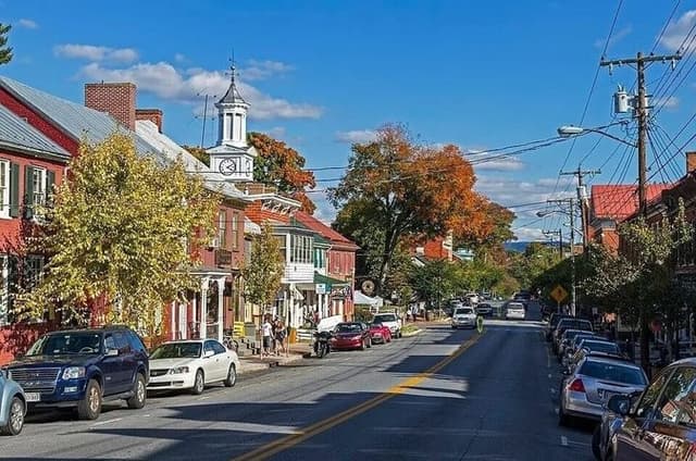Harpers Ferry and Jefferson County 3 Hour Private History Tour
