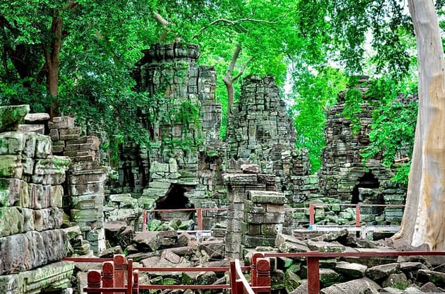 Private Banteay Chhmar Temple Full Day Tour from Siem Reap