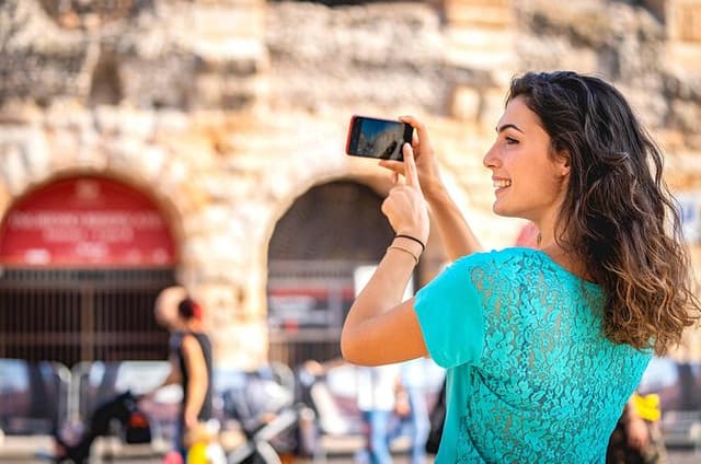 Verona Walking Tour with Audioguide on Your Smartphone