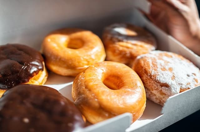 Fort Lauderdale Walking Food Tour with 5 Locals Favorites Dishes