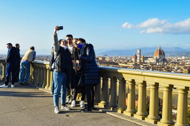 Private Florence City Tour & The Mall Shopping