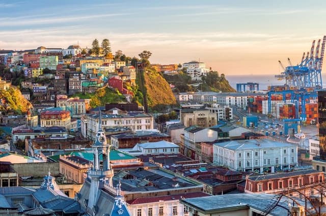 Valparaíso, Viña del Mar & Emiliana Organic Vineyard