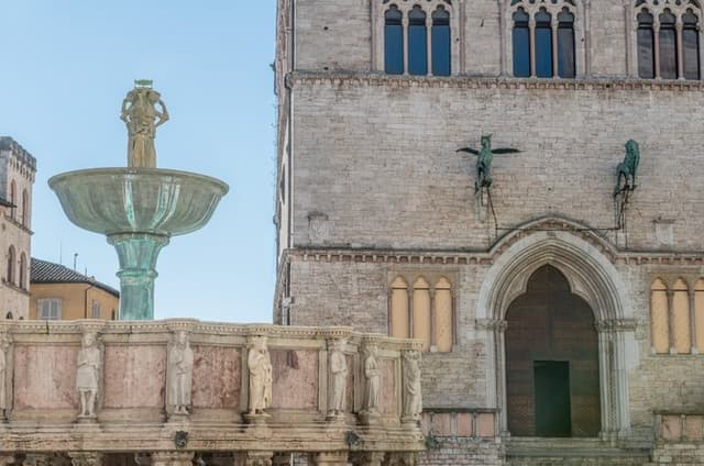 Private Perugia Walking Tour with official guide