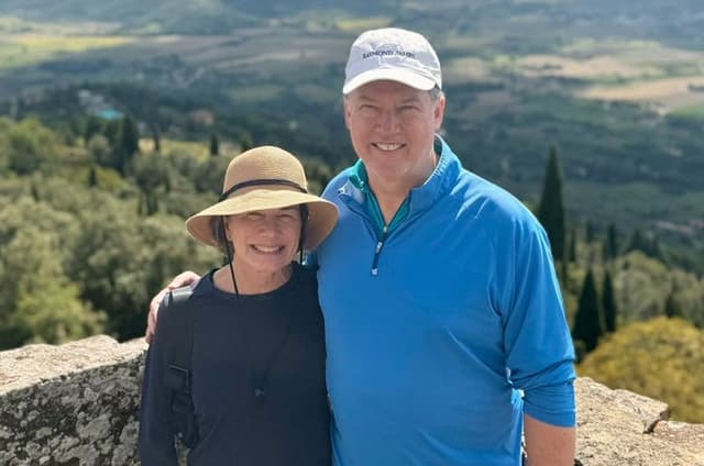 Cortona Ultimate Private E Bike and Winery Experience