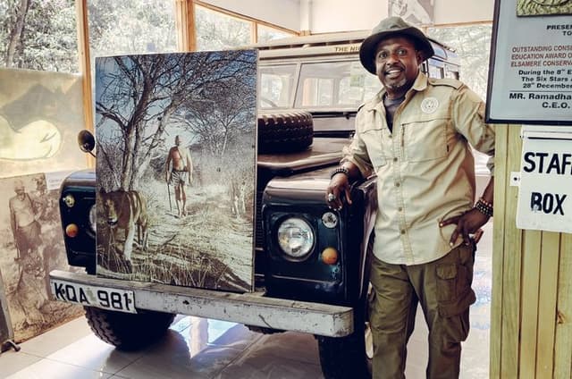 Nature and Day Trip Tour in Elsamere Lodge Discovering Wildlife
