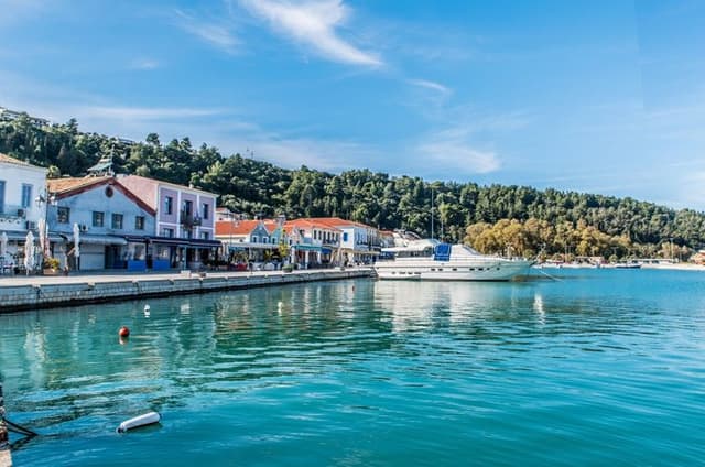 Ancient Olympia 3.5Hrs Shared Excursion from Katakolo–Self-Guided