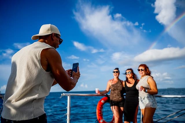 Key West Culinary and Catamaran Reef Tour Experience