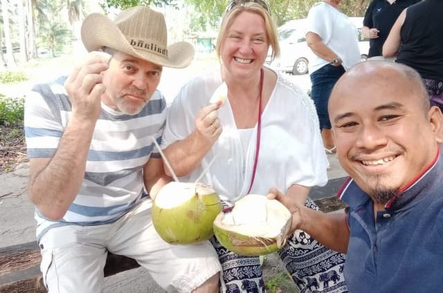 Explore Samui 6 hrs with local experience by vi va tour