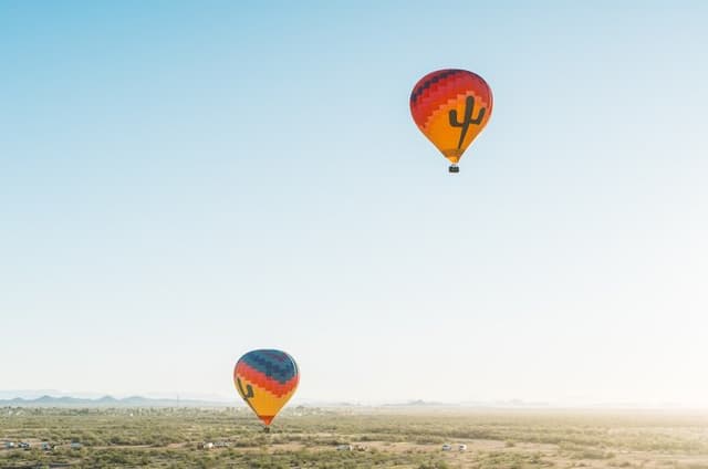 Phoenix Morning Hot Air Balloon Ride with Bubbly + Breakfast