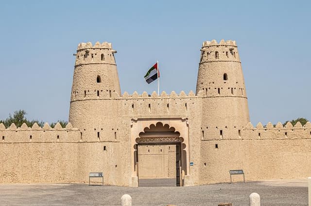 Al Ain Tour with Oasis, Forts, Mountain & more from Abu Dhabi