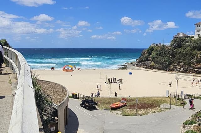 Private Sydney Highlights & Bondi Beach Luxury Tour