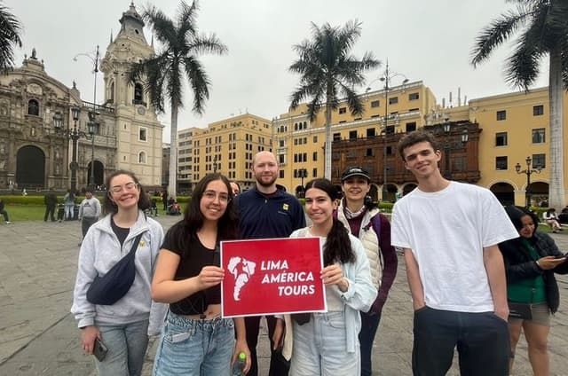 Visit the Historic Center of Lima and its Catacombs