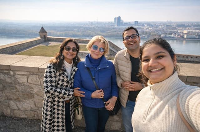Private Grand City Tour in Bratislava with Devin Castle