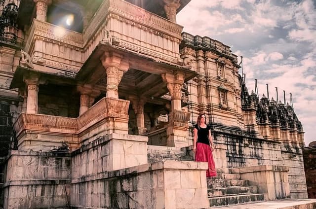 Kumbhalgarh & Ranakpur Day Trip from Udaipur with Guide and Lunch