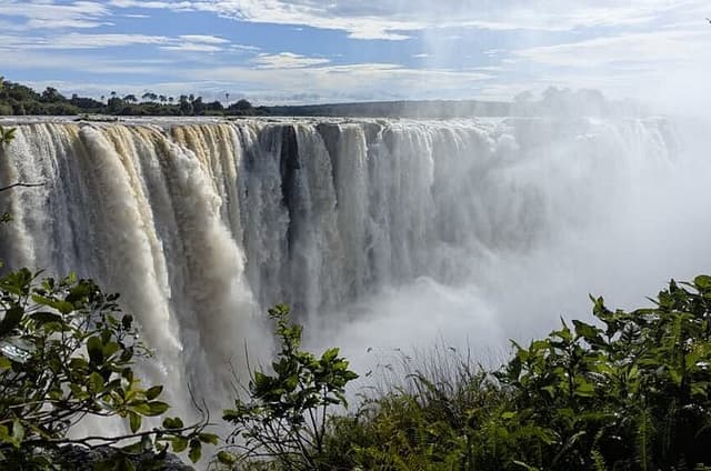 Victoria Falls Half Day Guided Tour Zimbabwe and Zambia