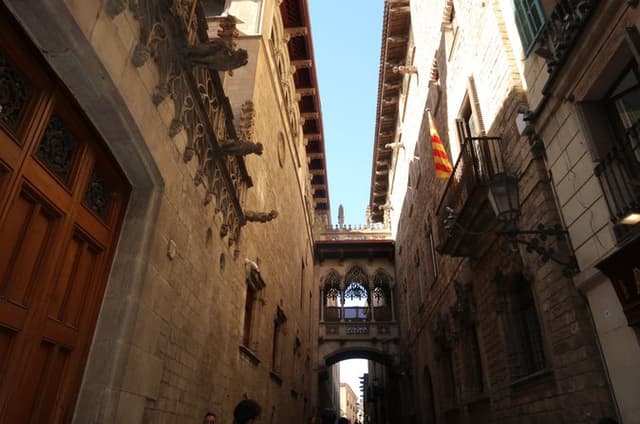 Barcelona Food Tour of The Gothic Quarter and El Born