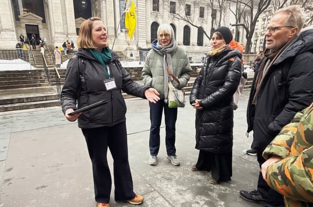 NYC: Strange & Sensational Stories Midtown Walking Tour