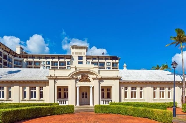 Cairns City Self Guided Walking Tour with an APP
