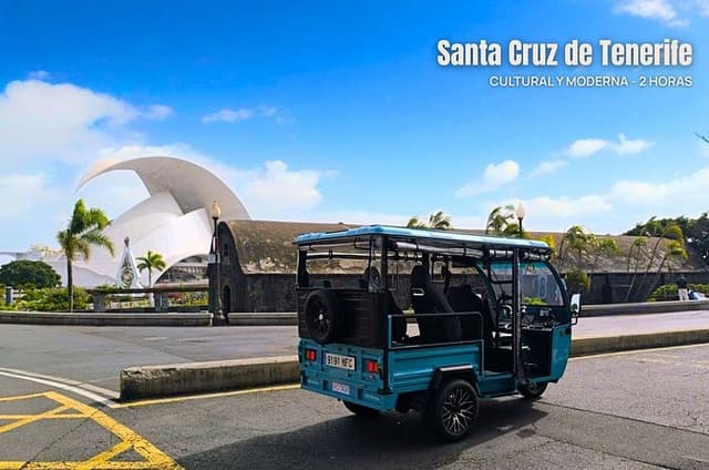 Cultural and Modern Tour of Santa Cruz in Tuk Tuk