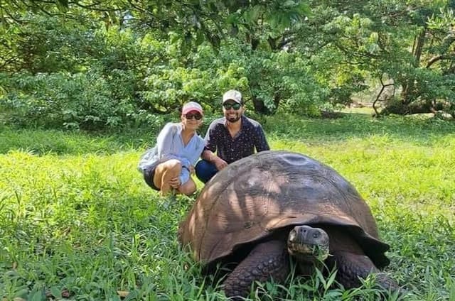 Giant Tortoises Tour, Lava Tunnels & Stop at Los Gemelos Craters”