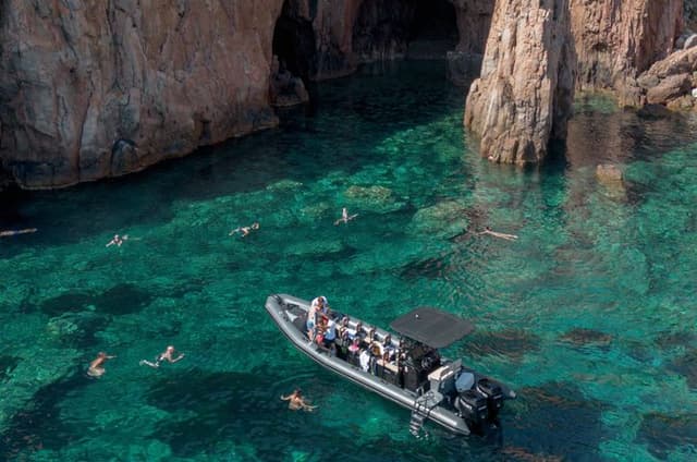 half-day excursion / snorkeling calanques de piana-capo rosso