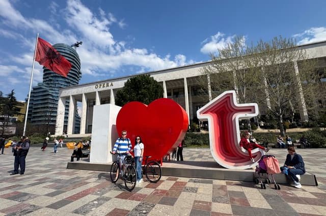 Tirana Bike Tour : City Highlights, Grand Park & Lake