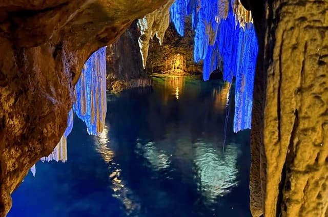 Coron: Ultimate Pukaway Cave, Siete Pecados, beaches with lunch