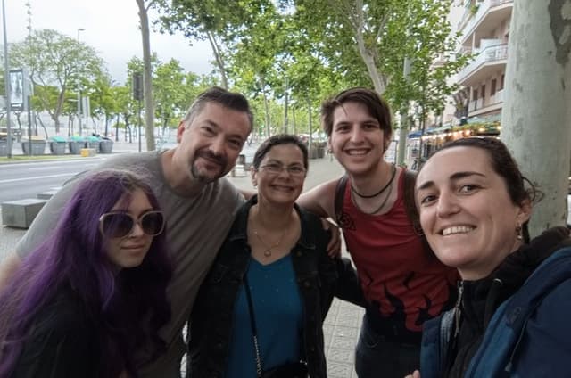 Barcelona : Private Tour of Must See Spots