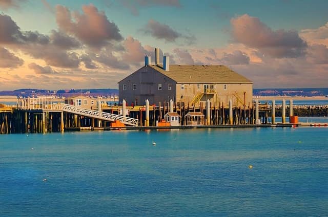 Provincetown Bites and Sights Walking Guided Food Tasting Tour