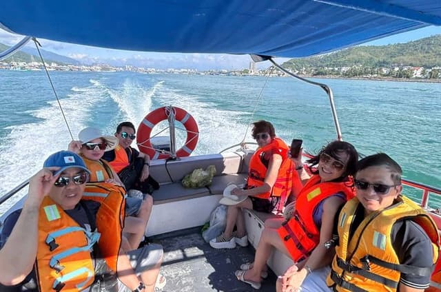 Nha Trang 3 Island Tour by Speedboat