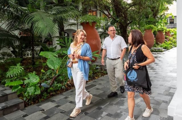 Private Custom Singapore Walking Tour (4–8 Hrs, Flexible Plan)