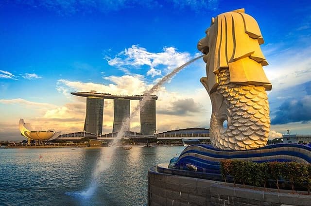 Singapore Half-Day City Sightseeing Guided Tour with Hotel Pickup