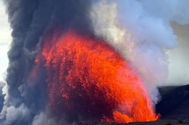 Hilo Shore Excursion: Visit Volcano, Waterfall, Beach with Lunch