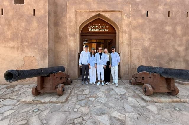 Private Historical Tour - Nizwa Fort - Nizwa Souq - Bahla Fort - Jabreen Castle