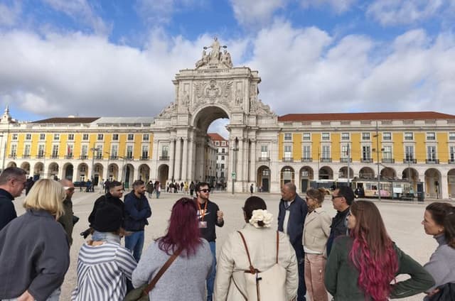 Lisbon Walking Tour: Baixa, Chiado & the 1755 Earthquake