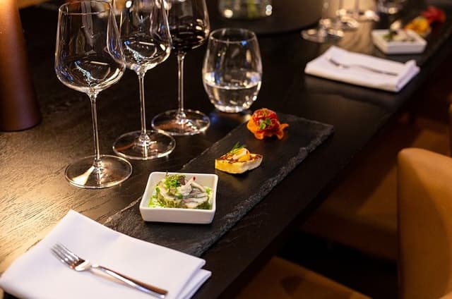 Cultural Connections Canapés and Wine Experience in Adelaide